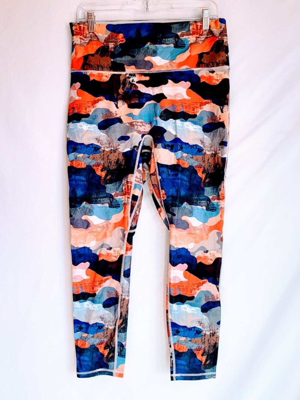 Fabletics Blue & Coral Camouflage High-Waist 7/8 Leggings Size 1X
